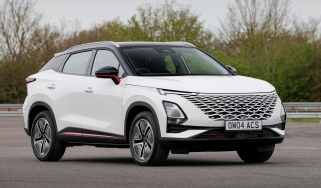 2024 Omoda 5 - front static 